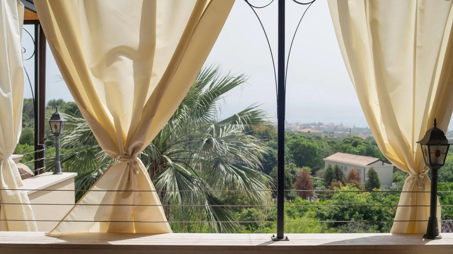 Tenuta Santa Tecla Acireale 0*,  Włochy