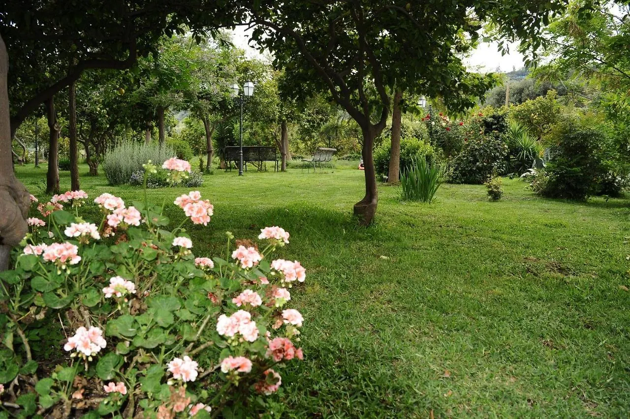 Tenuta Santatecla Guest House Acireale Country house